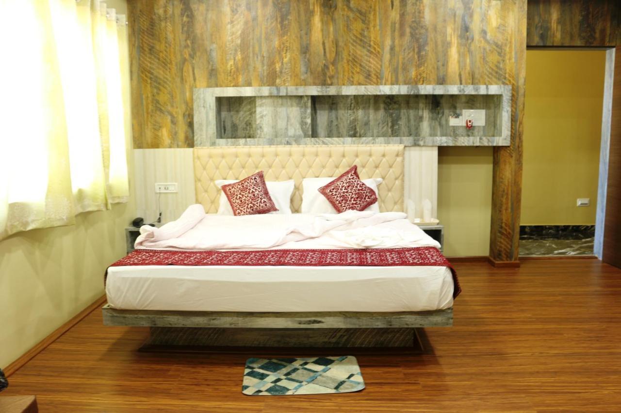 Hotel Himalaya Agartala Eksteriør bilde