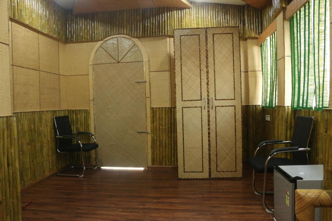 Hotel Himalaya Agartala Eksteriør bilde