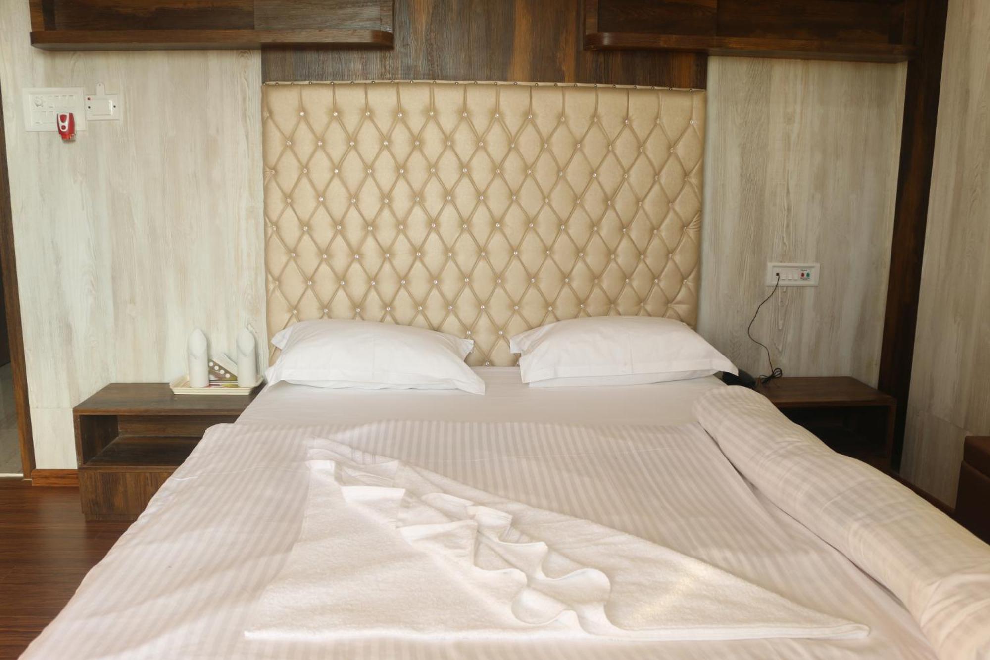 Hotel Himalaya Agartala Eksteriør bilde